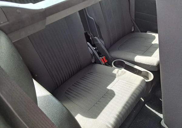 Opel Zafira cena 29900 przebieg: 246000, rok produkcji 2015 z Strzelin małe 191